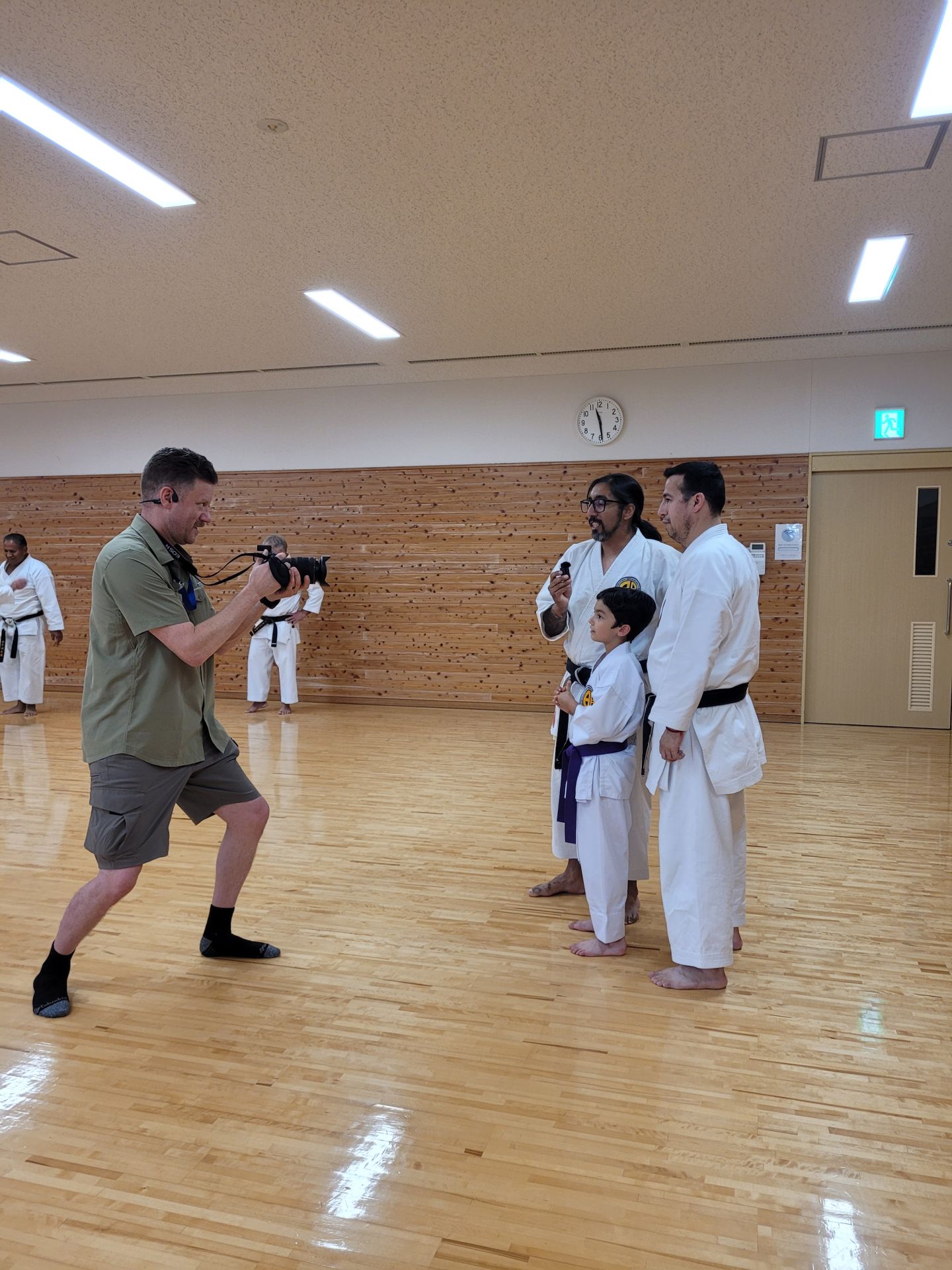 img_69df9ccf72937.jpg